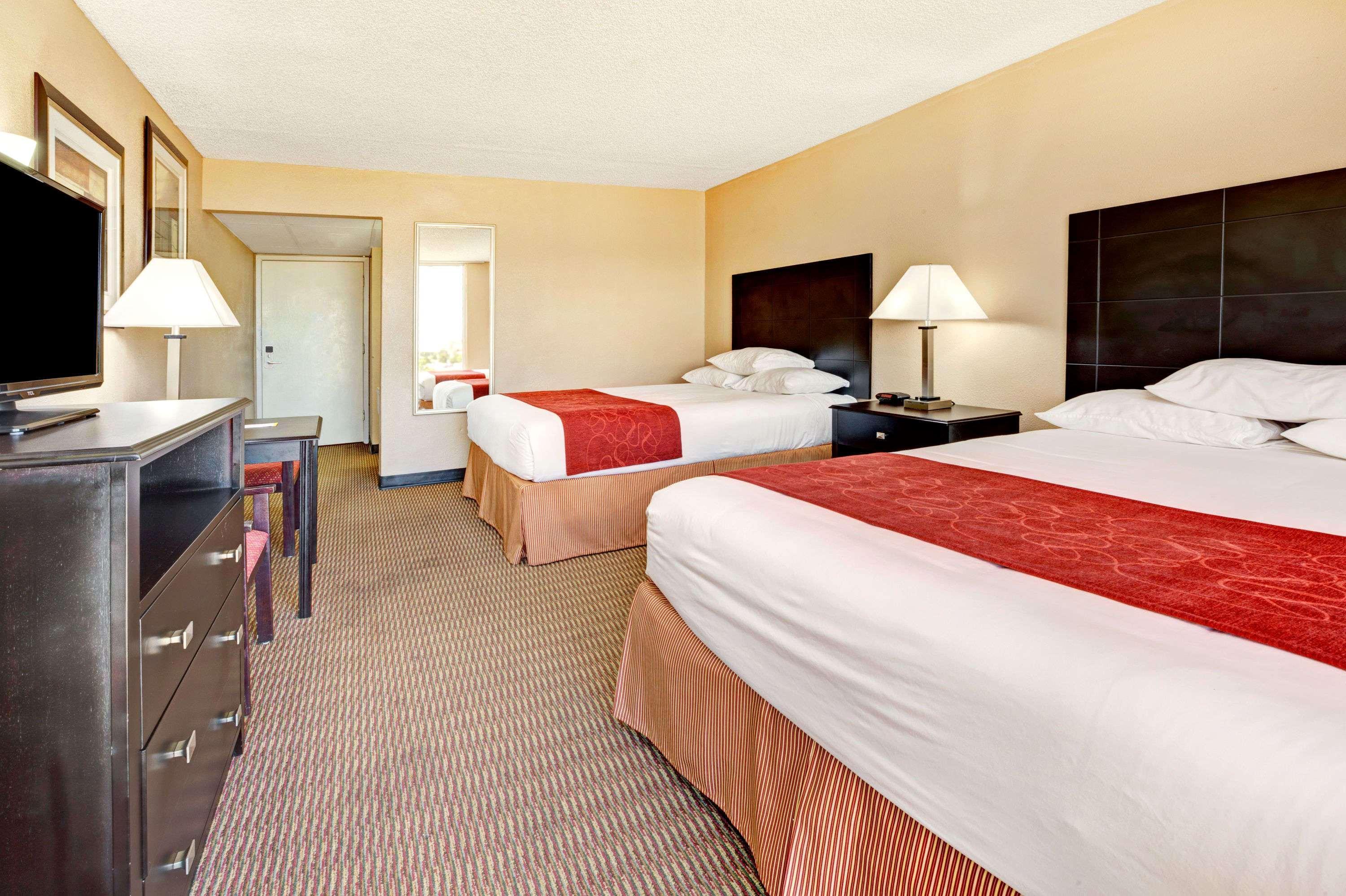Motel 6 Arlington Tx Entertainment District Exterior photo