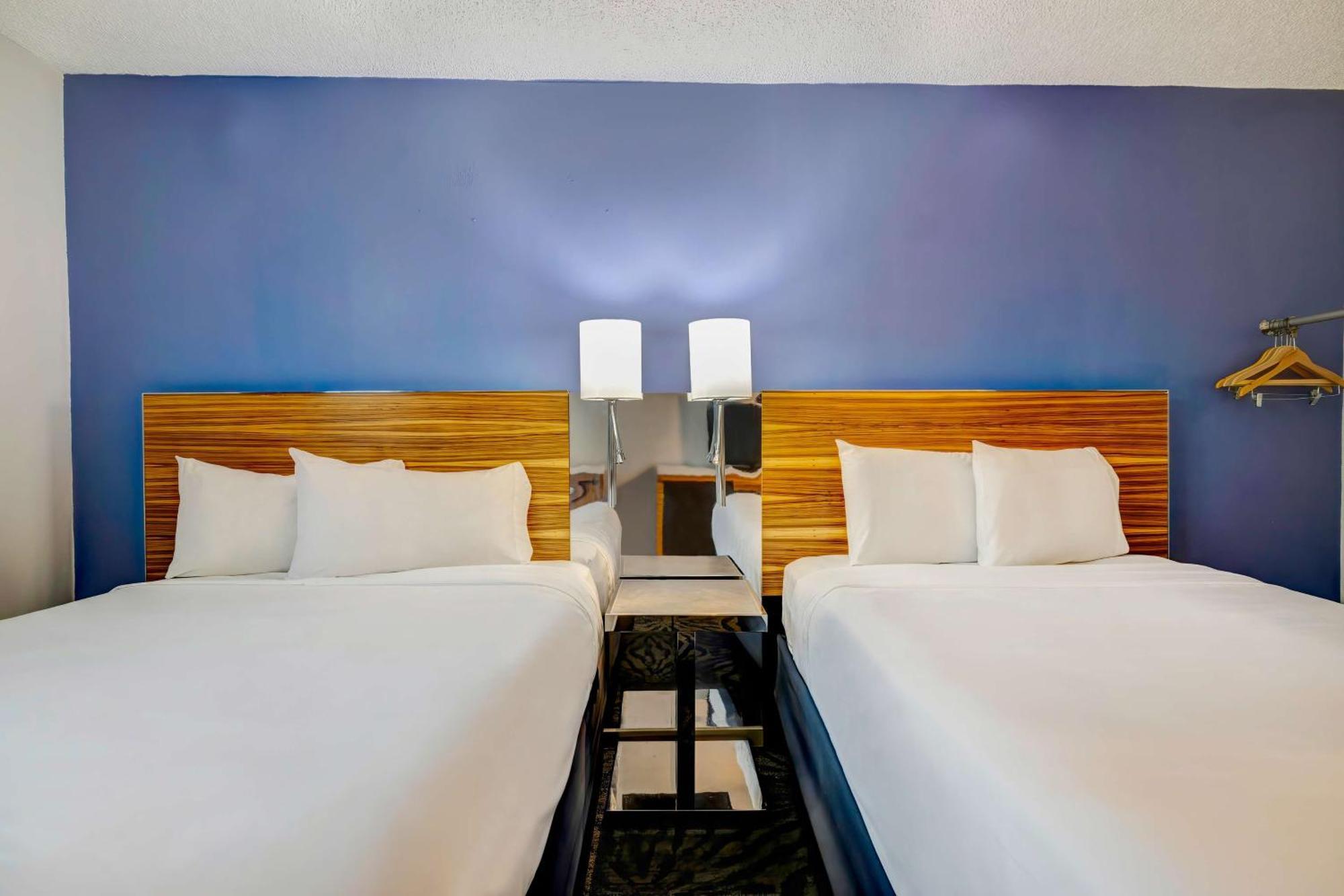 Motel 6 Arlington Tx Entertainment District Exterior photo