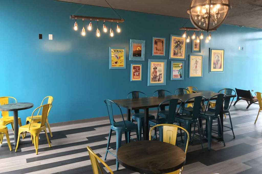 Motel 6 Arlington Tx Entertainment District Restaurant photo